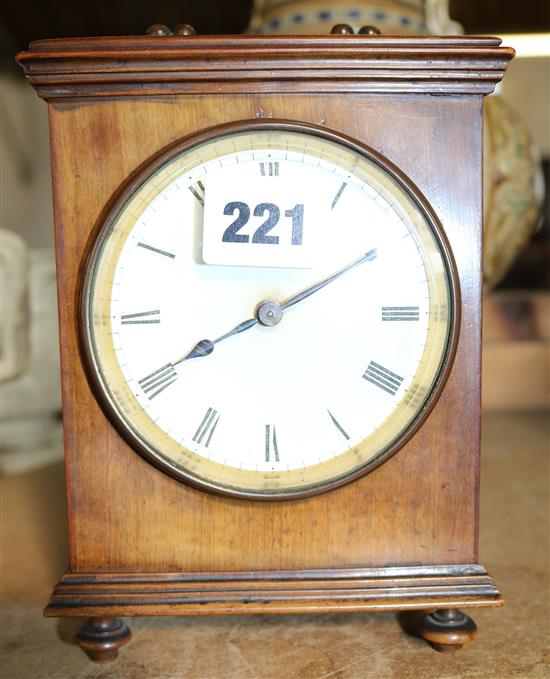 A French eight day mantel timepiece